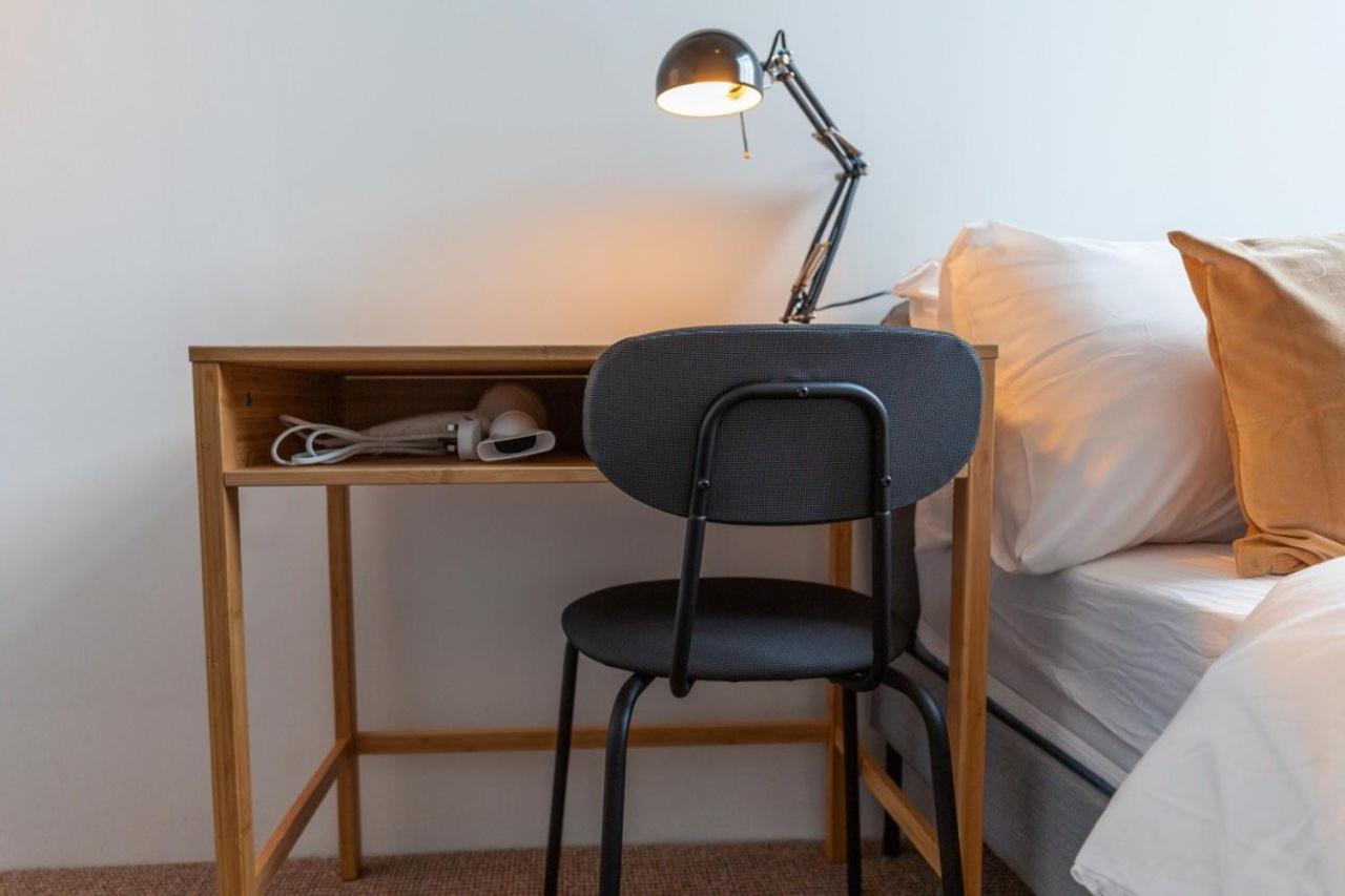 Stylish Comfort In London Финчли Екстериор снимка