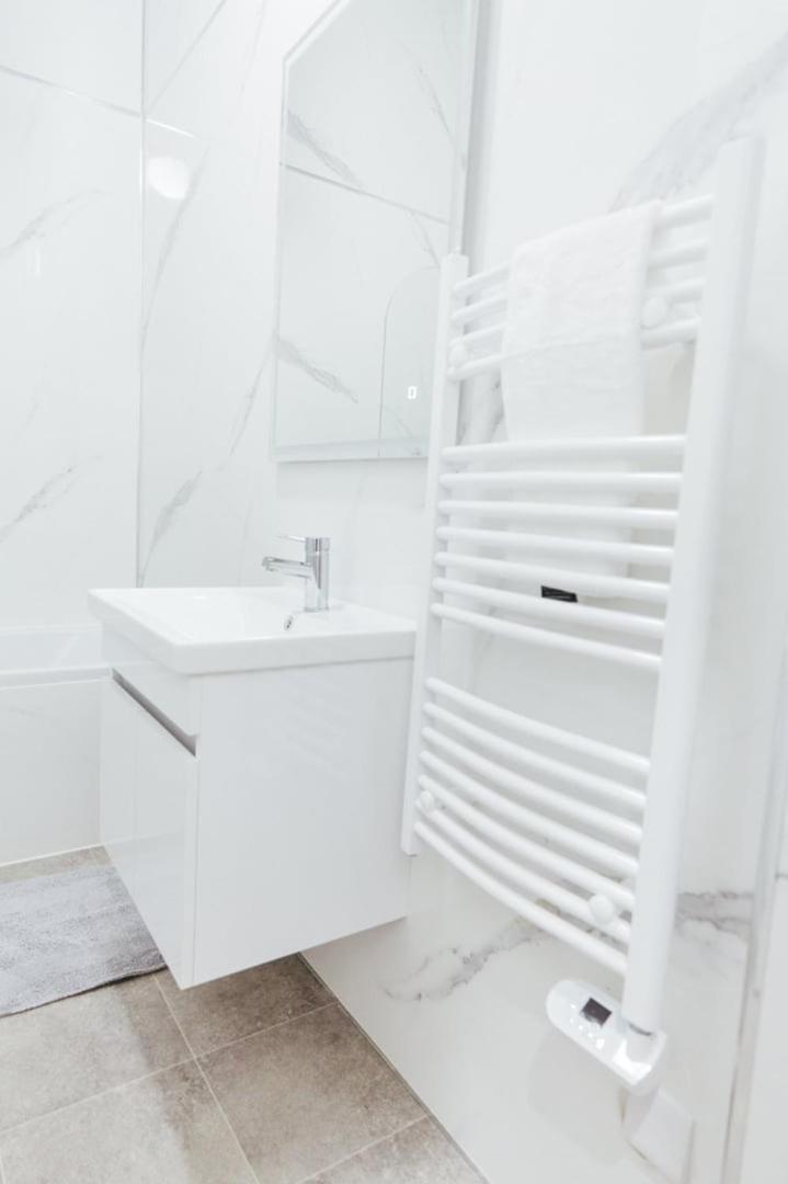 Stylish Comfort In London Финчли Екстериор снимка