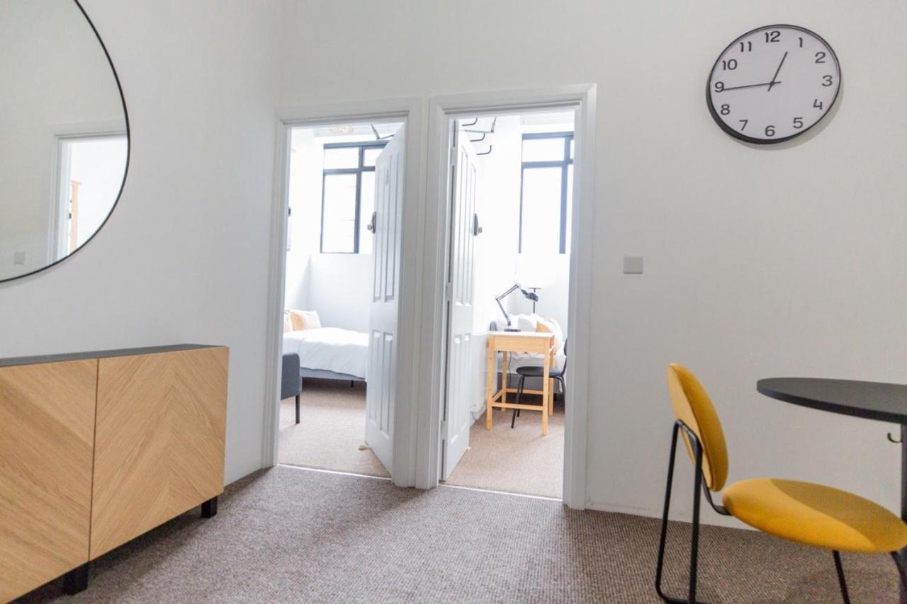 Stylish Comfort In London Финчли Екстериор снимка